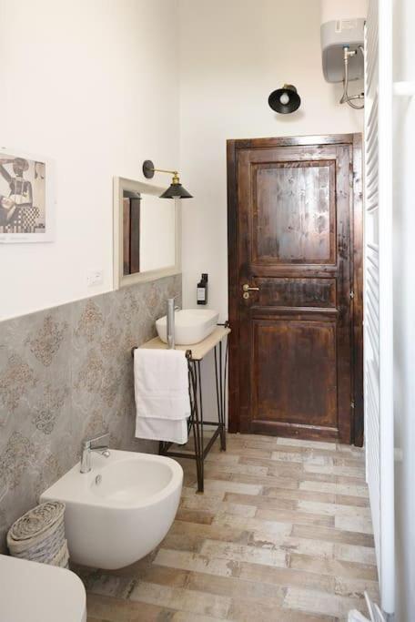 Un Passo Dalle Torri San Gimignano Ngoại thất bức ảnh